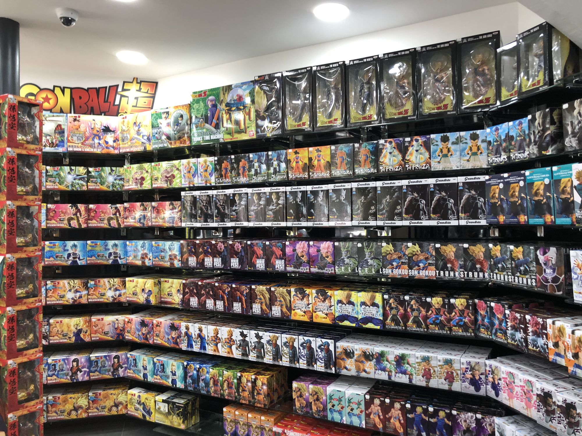 magasin figurine manga